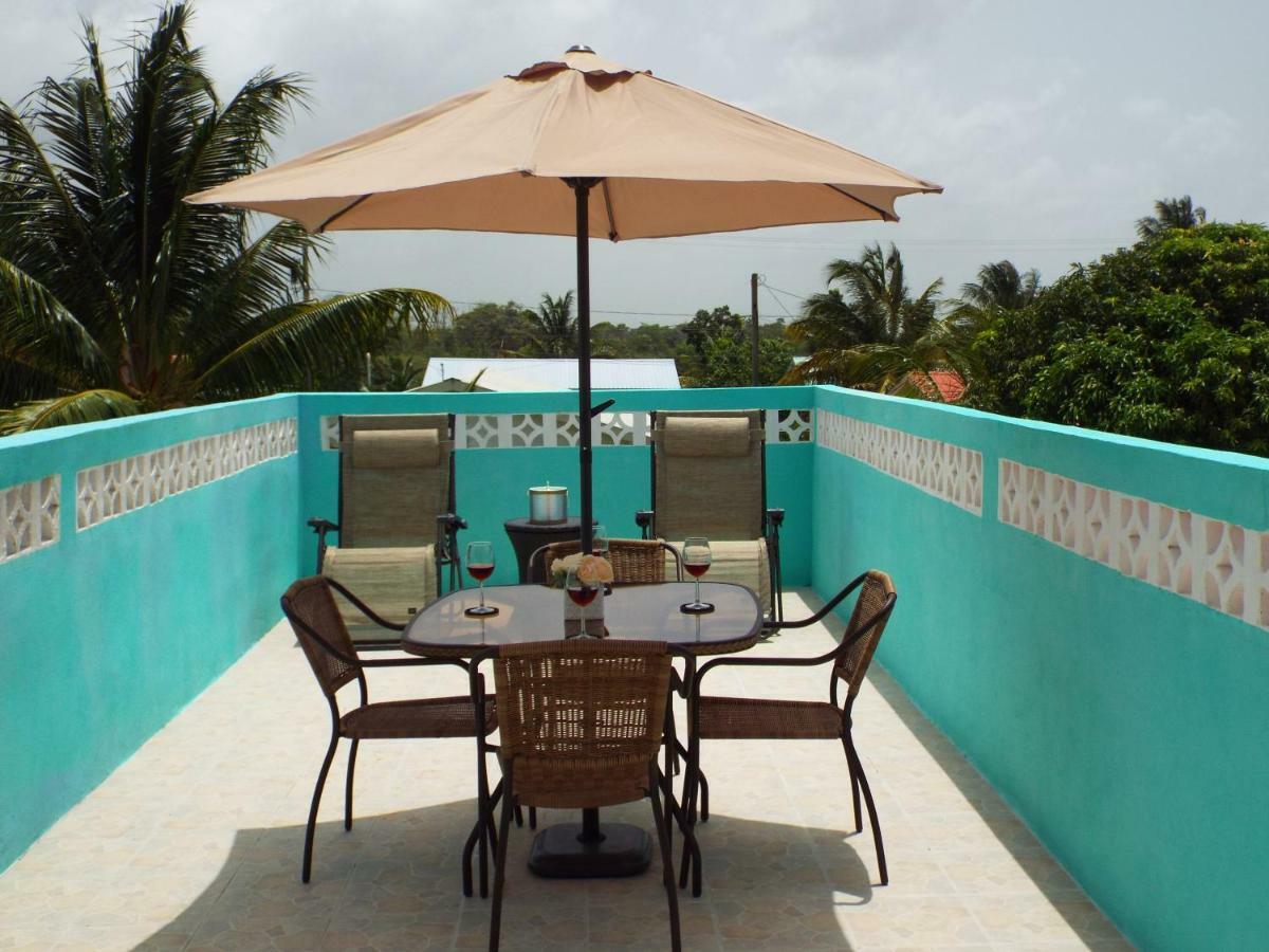 Lake View Condo Belize City Exterior photo